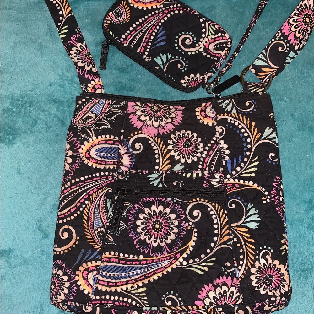 Vera Bradley Floral/pasliey crossbody Bag w/matching wallet